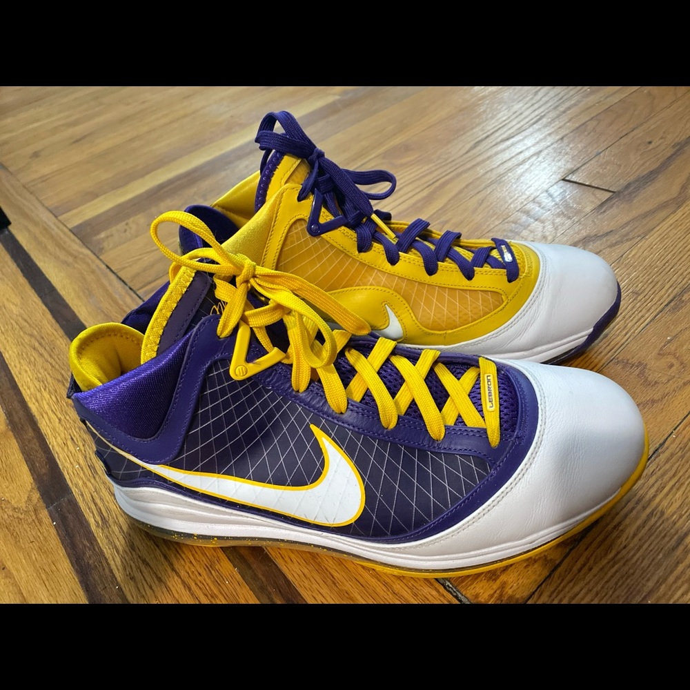 Nike Lebron Media Day size 11.5